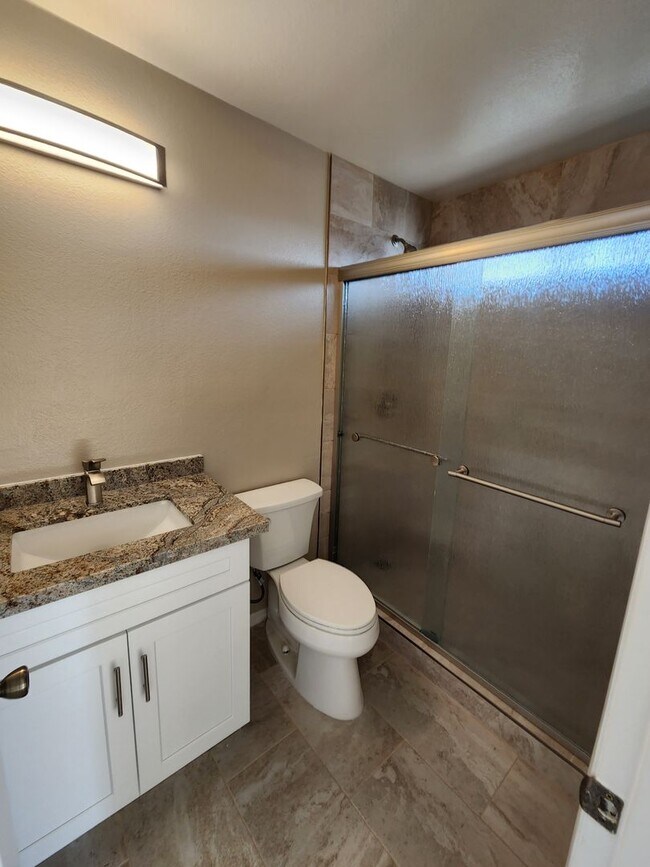 Building Photo - 10327 Paseo Park Dr