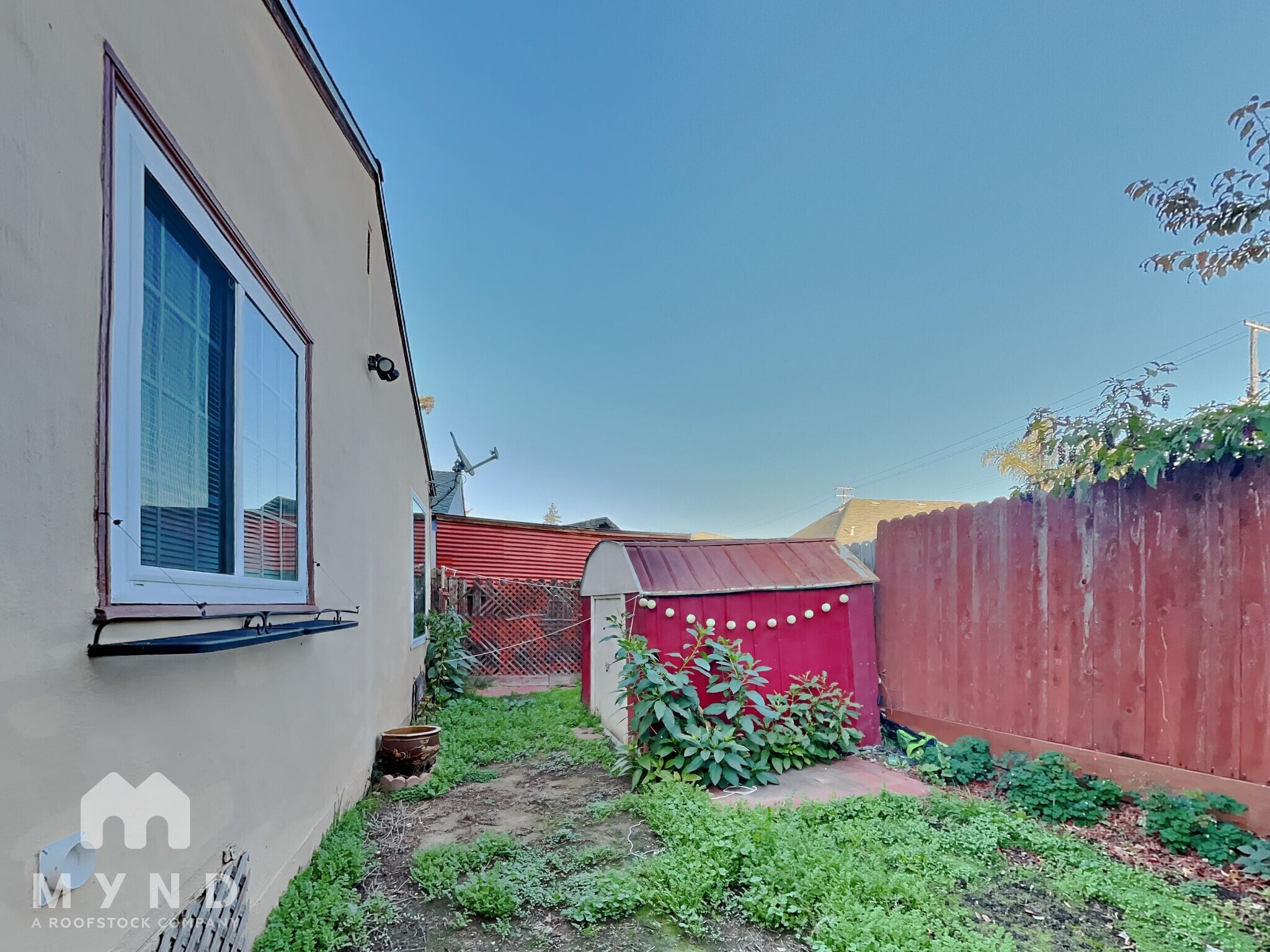 Building Photo - 2048 81st Ave