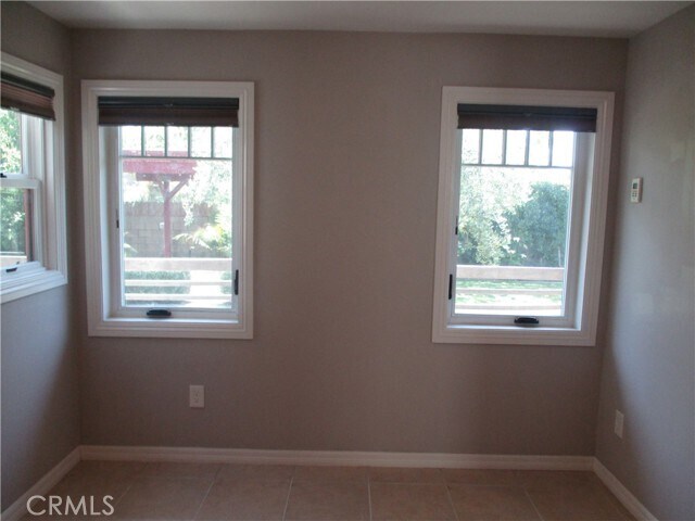 Building Photo - 1774 Fiske Ave