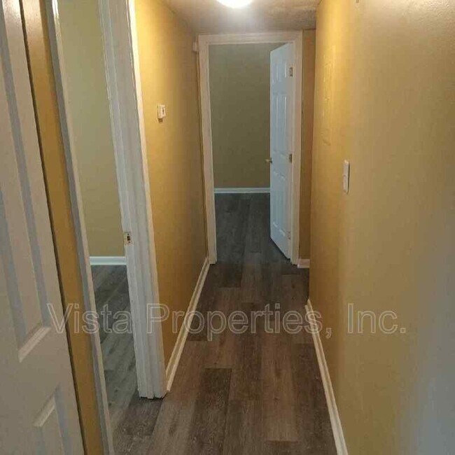 Building Photo - 4119 Glen Hill Manor Dr