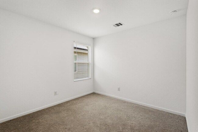 Building Photo - 9754 Janefield Ml