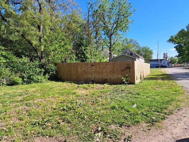 Building Photo - 2931 Virginia Ave