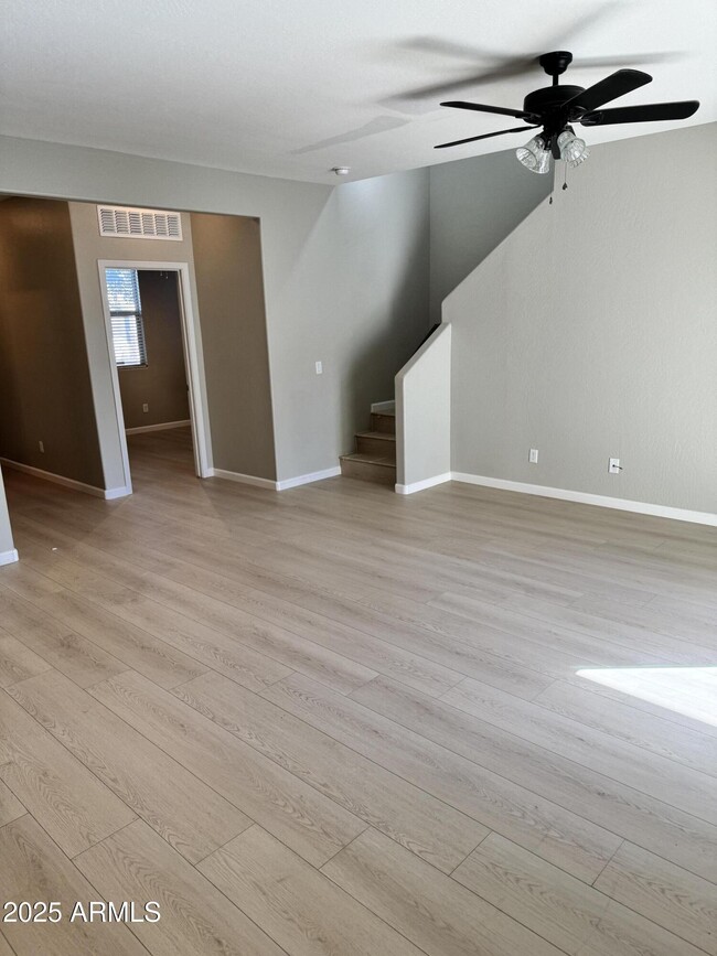 Building Photo - 4057 E Nunneley Rd