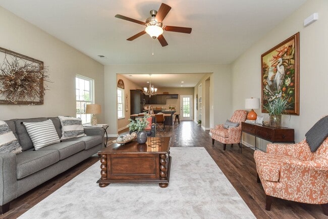 Building Photo - Coming Available!