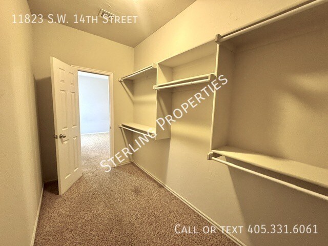 Building Photo - 11823 SW 14th St