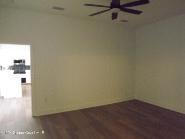 Building Photo - 2273 Highland Ave
