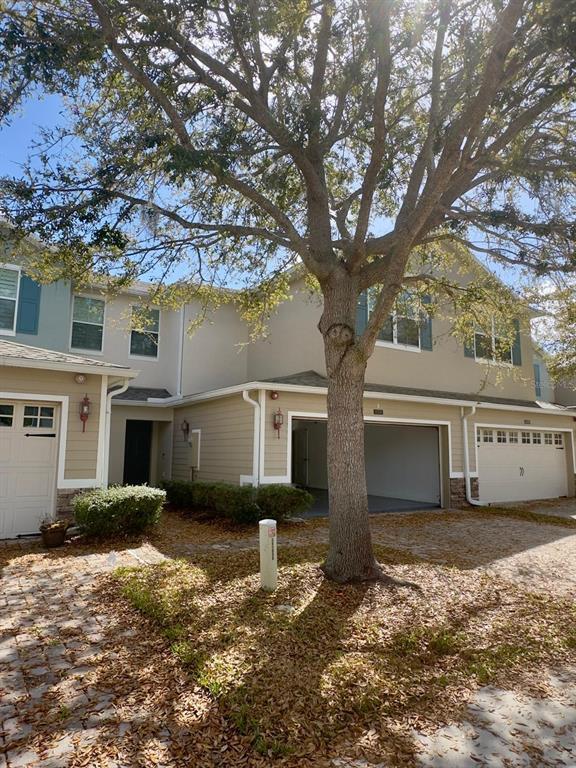 Building Photo - 1335 Priory Cir