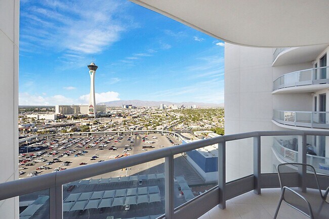 Building Photo - Turnberry Towers~2 bedroom condo with pano...