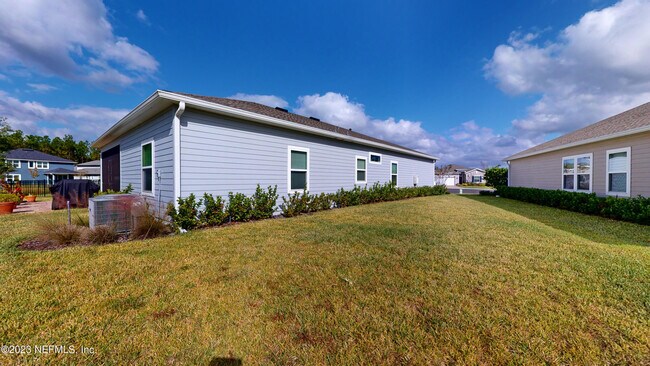 Building Photo - 3965 Cloverdale Ct