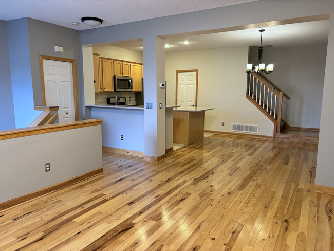 Beautiful wood flooring - 2327 Eagle Trace Ln