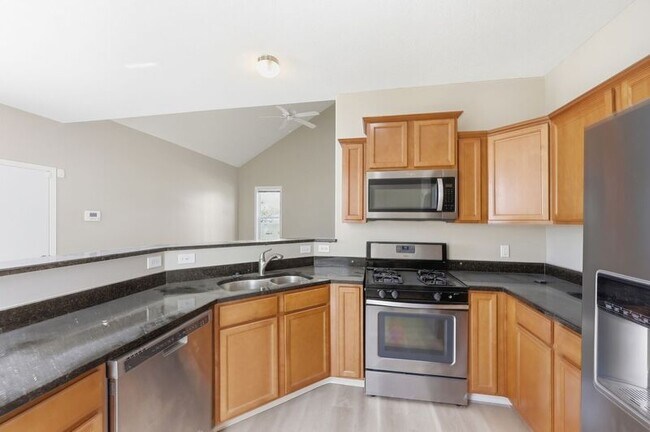 Building Photo - 6136 Deansboro Dr