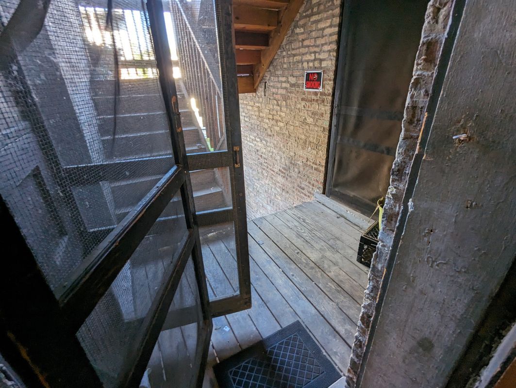 Building Photo - 2700 N Spaulding Ave