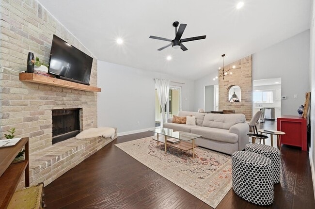 Building Photo - 6307 Tara Dr