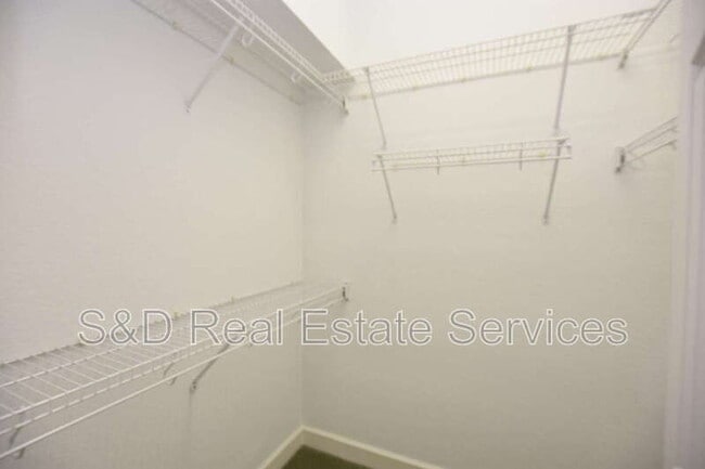 Building Photo - 4435 Winding Oaks Cir