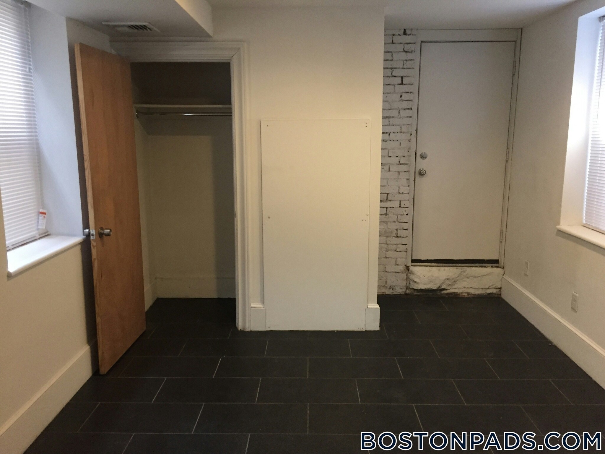 Building Photo - 64 Louis Prang St