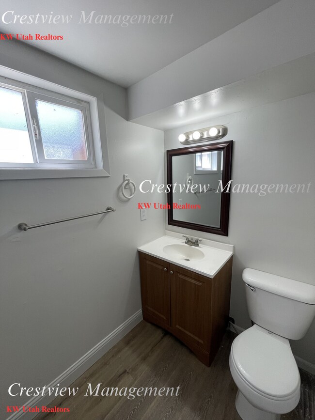 Building Photo - Charming 4-Bedroom Home in West Valley City – Spacious & Convenient Location- 1st month's rent Free!
