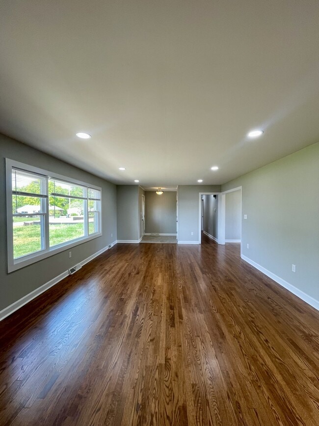 Building Photo - 63 Shelor Dr