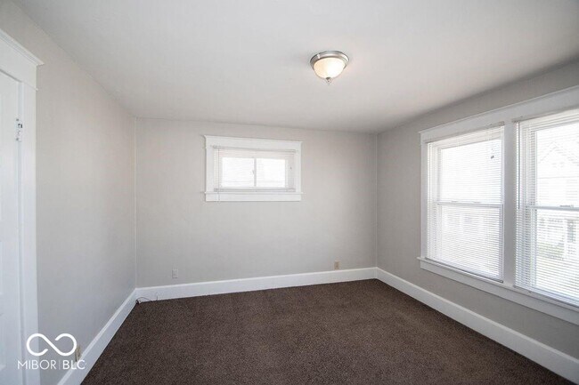 Building Photo - 1541 E Ohio St