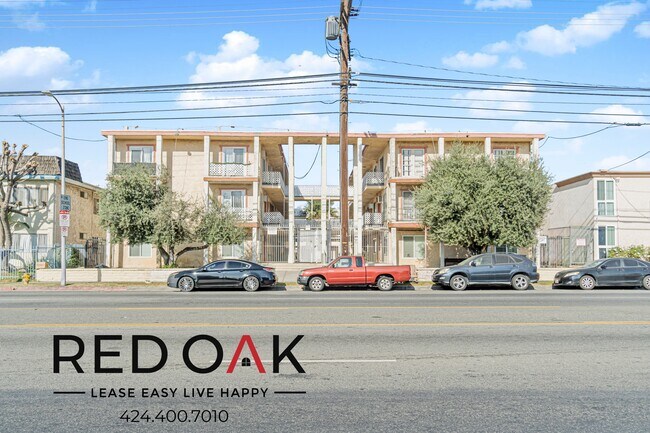 Building Photo - 15525 Nordhoff St