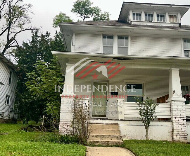Building Photo - 134-136-136 E Cecil St