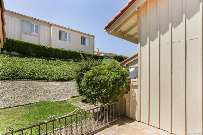Building Photo - 17464 Plaza Cerado