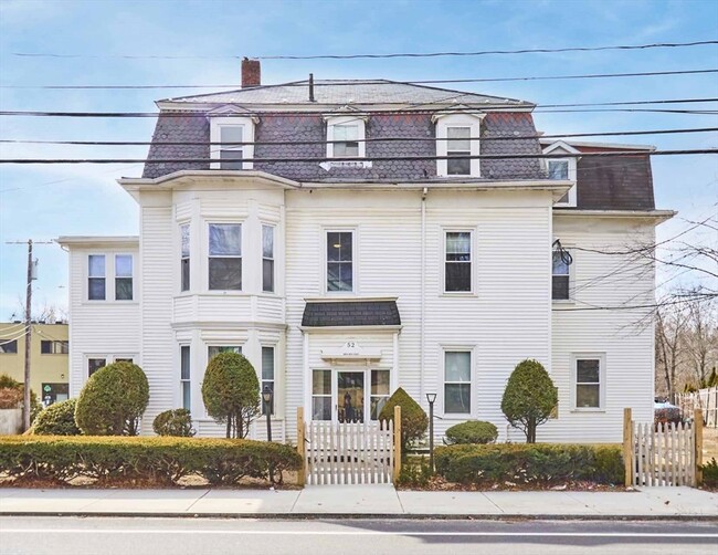 Primary Photo - 52 N Main St