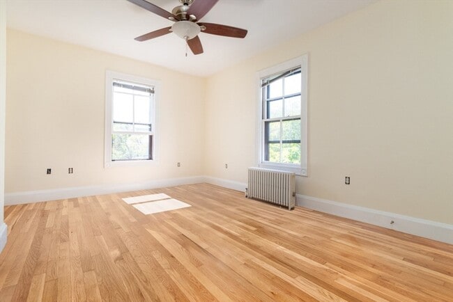 Building Photo - 77 Savin Hill Ave