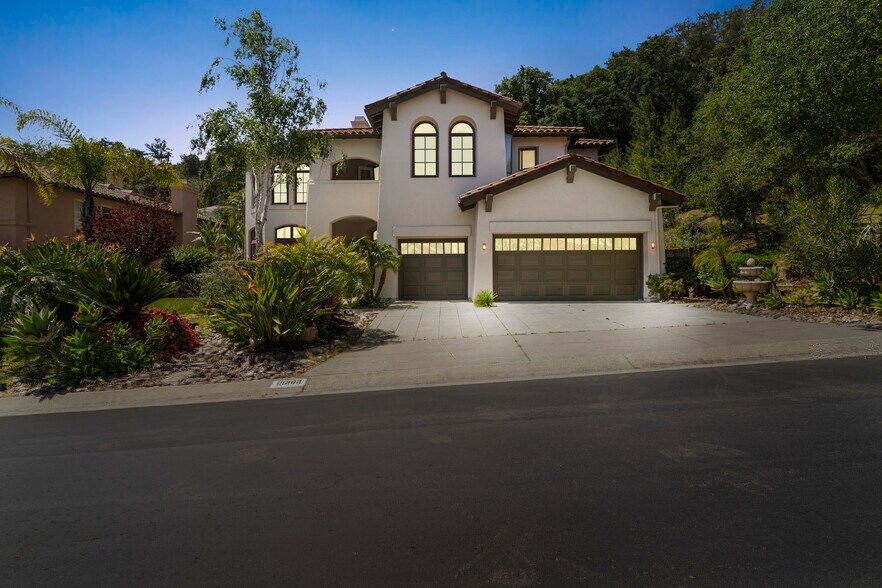 Building Photo - 15983 S Woodson Dr