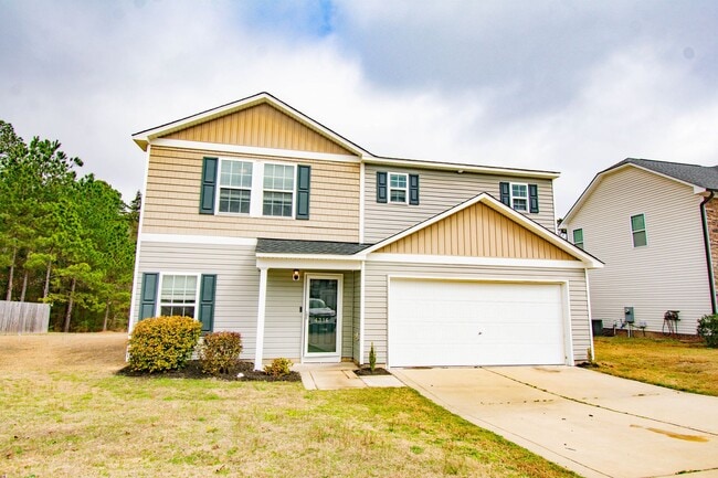 Building Photo - 4 Bedroom 3 Bathroom Home- Pets Okay!