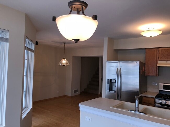 Building Photo - 3170 Cambria Ct