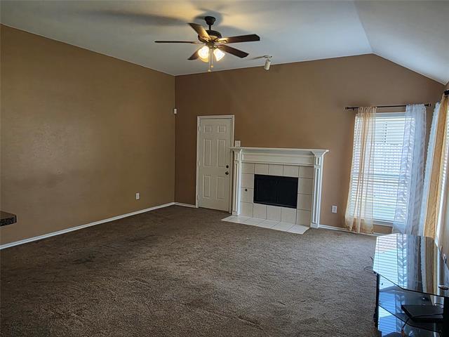 Building Photo - 5600 Creekhollow Dr