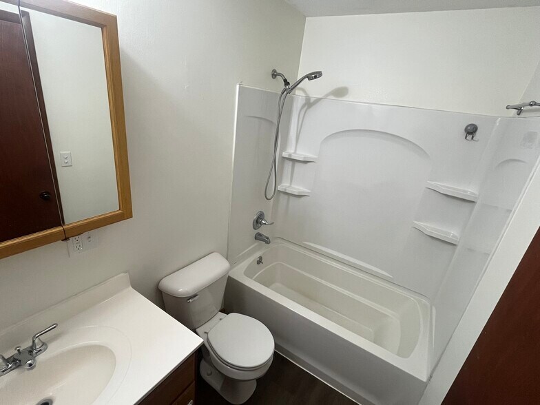 Building Photo - 1954 Graham School Rd