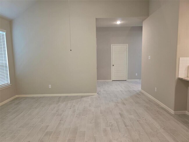 Building Photo - 1417 Sundown Gln Ln