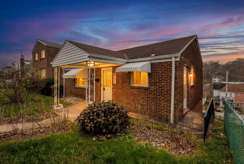 Building Photo - 851 Florence Ave