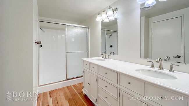 Building Photo - 1109 Catlin St