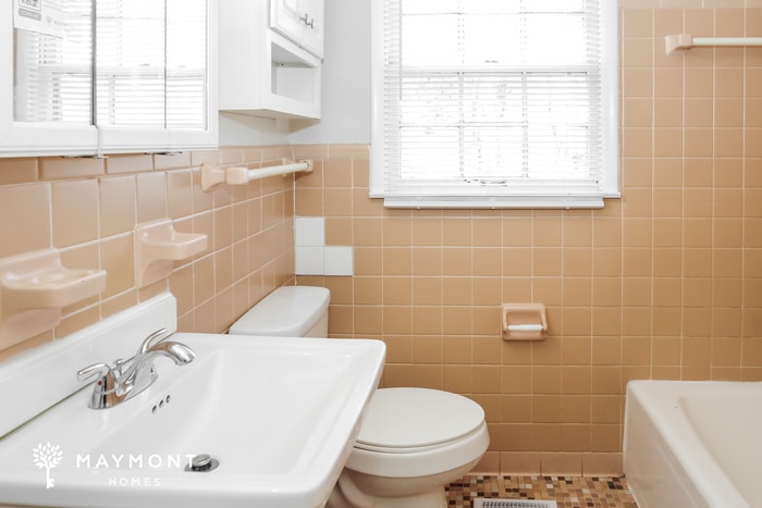 Building Photo - 2204 Euclid Rd NW