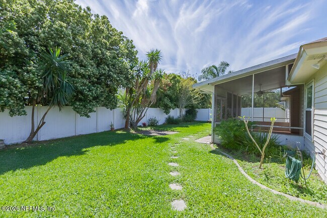 Building Photo - 13966 Sandhill Crane Dr S