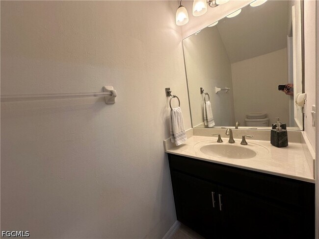 Building Photo - 4092 Wilmont Place