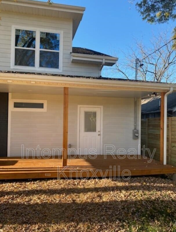 Building Photo - 2308 E 5th Ave