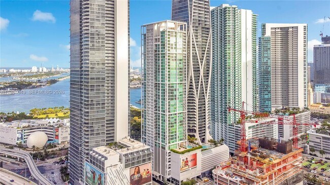 Building Photo - 1040 Biscayne Blvd