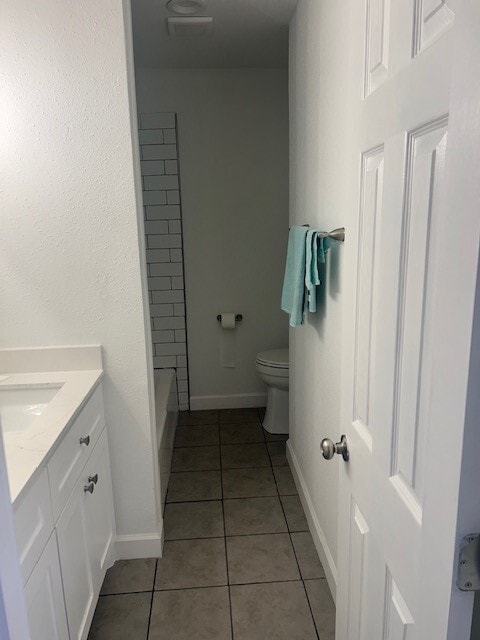 Building Photo - 5803 Yorkwood St