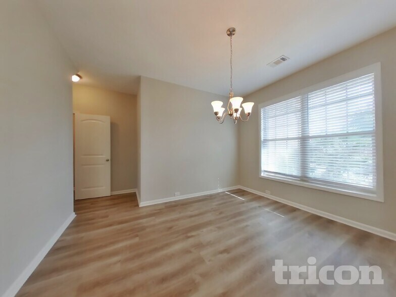 Building Photo - 38 Beaumont Crossing