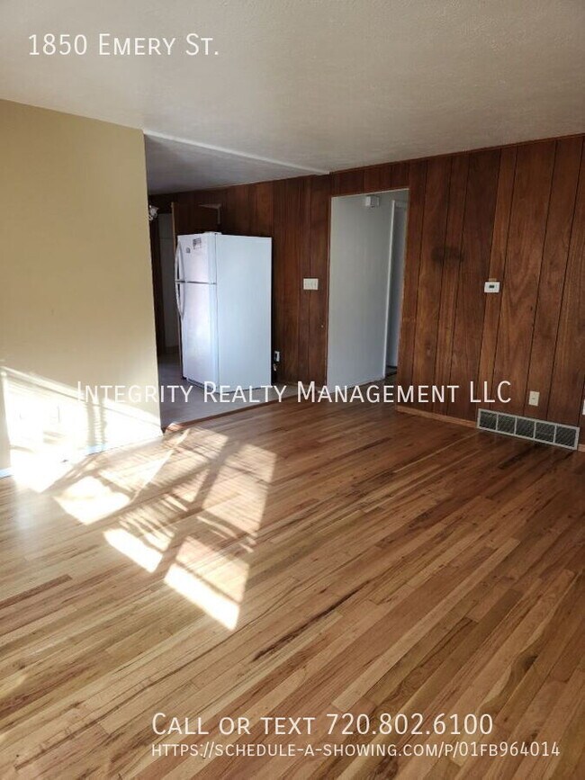 Building Photo - 1850 Emery St