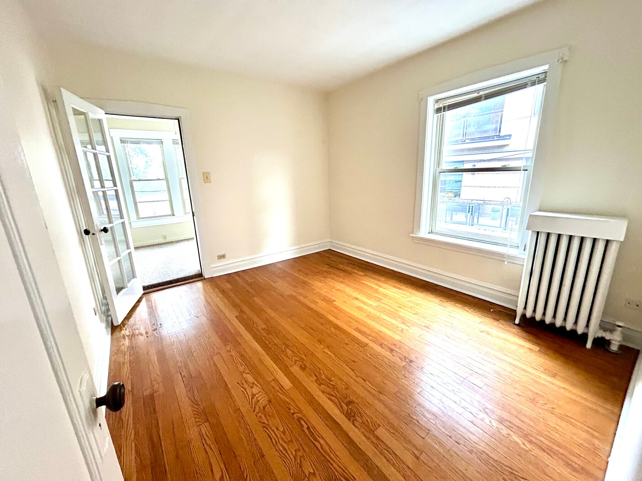 Bedroom 1 - 425 N Maple Ave