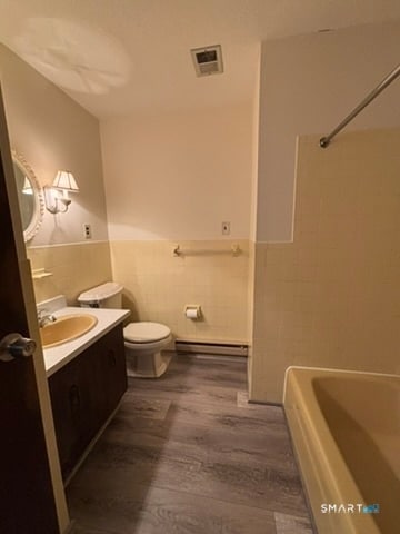 Building Photo - 9 Marywood Rd