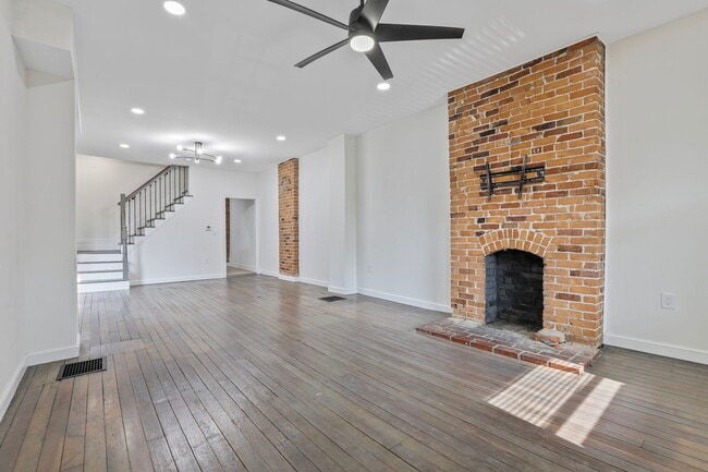 Building Photo - 187 Avondale Ave