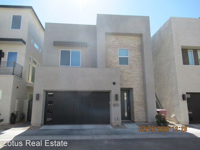 Building Photo - 3 br, 2.5 bath House - 6815 E Orion Dr