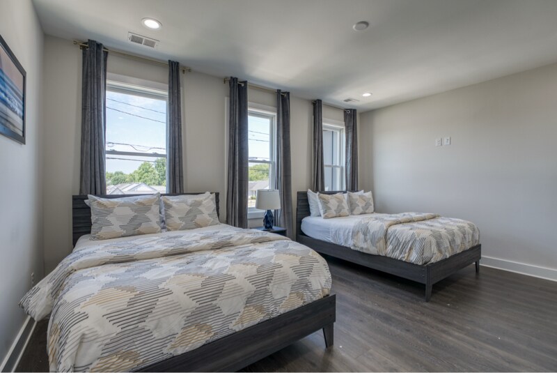 Building Photo - 2016 Owen St