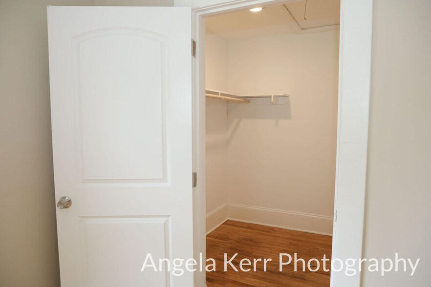 Building Photo - 630 Joyner St