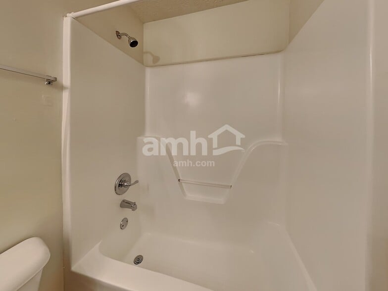 Building Photo - 1238 Dalmally Dr